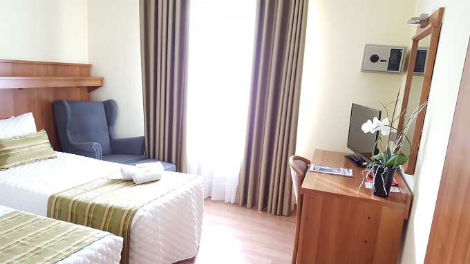 Chambre-Twin-1.jpg